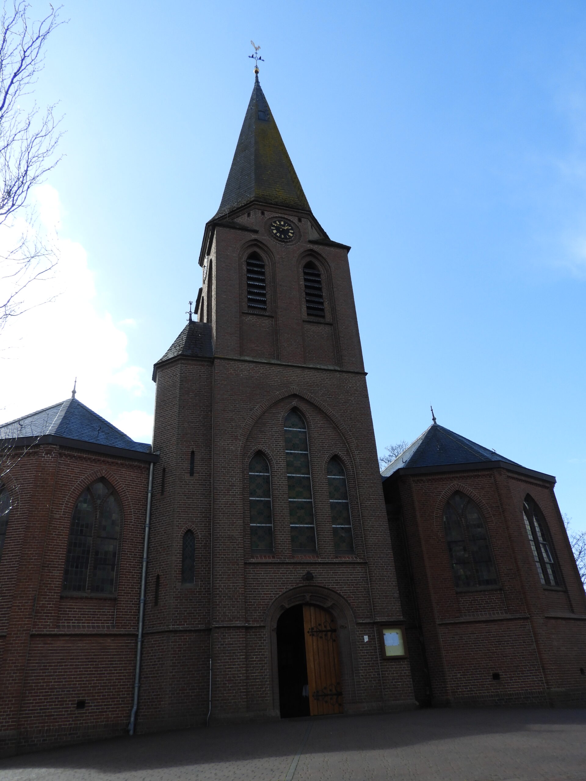 Wat kunnen de Luttenbergers met een lege kerk?