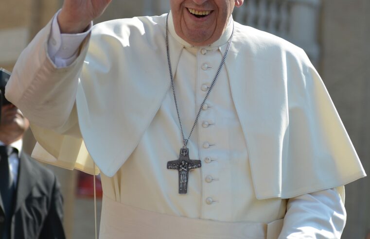 De paus start gebedsmarathon voor spoedig einde coronapandemie