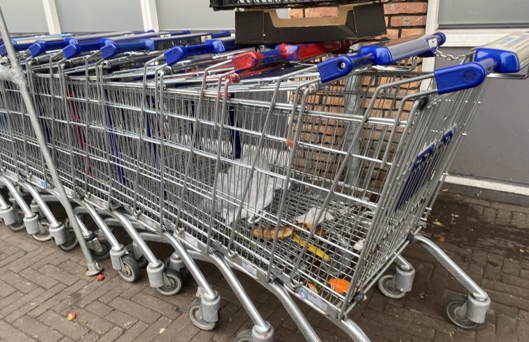 Audioverhaal: Overlast rondom Omur supermarkt houdt aan