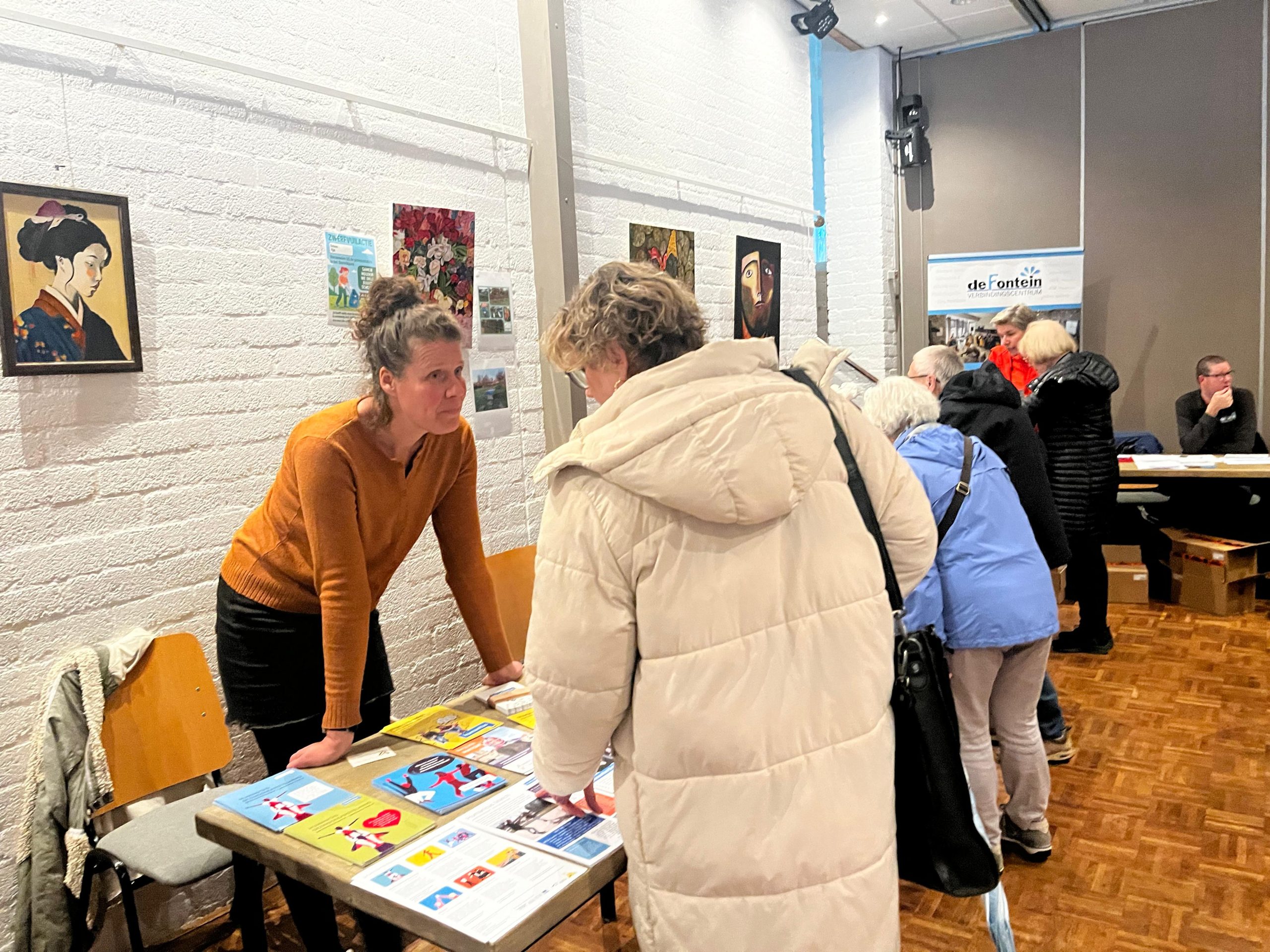Initiatieven en activiteiten delen met buurtbewoners: interessemarkt in Deventer drukbezocht