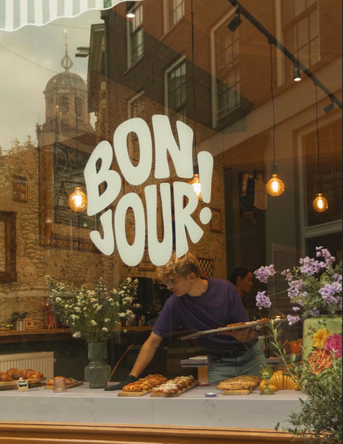 Van Kwispelveld naar Croissanterie: Hoe Rio de deuren opende voor gesprekken die verder gaan dan de hondenriem